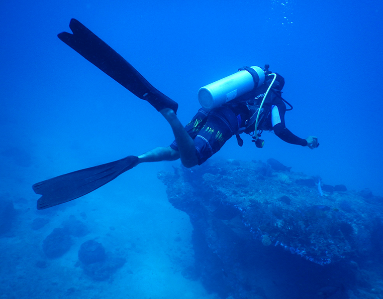CORAL_CLIFF_VILLAS_Snorkeling-1